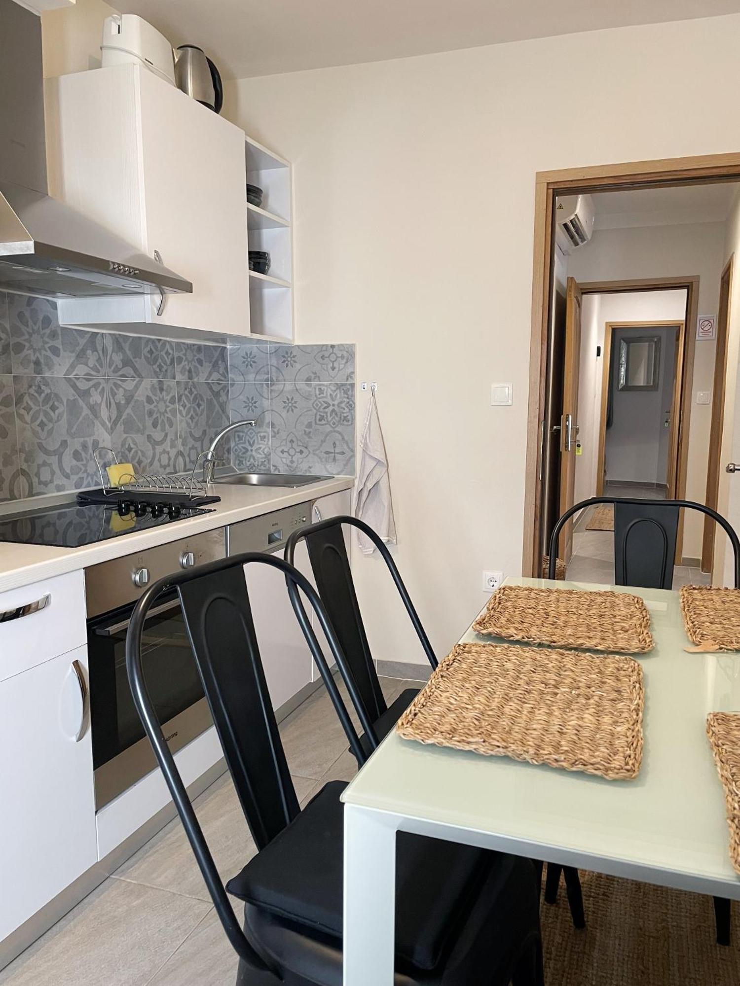 Fredys Apartments Stari Grad  Dış mekan fotoğraf