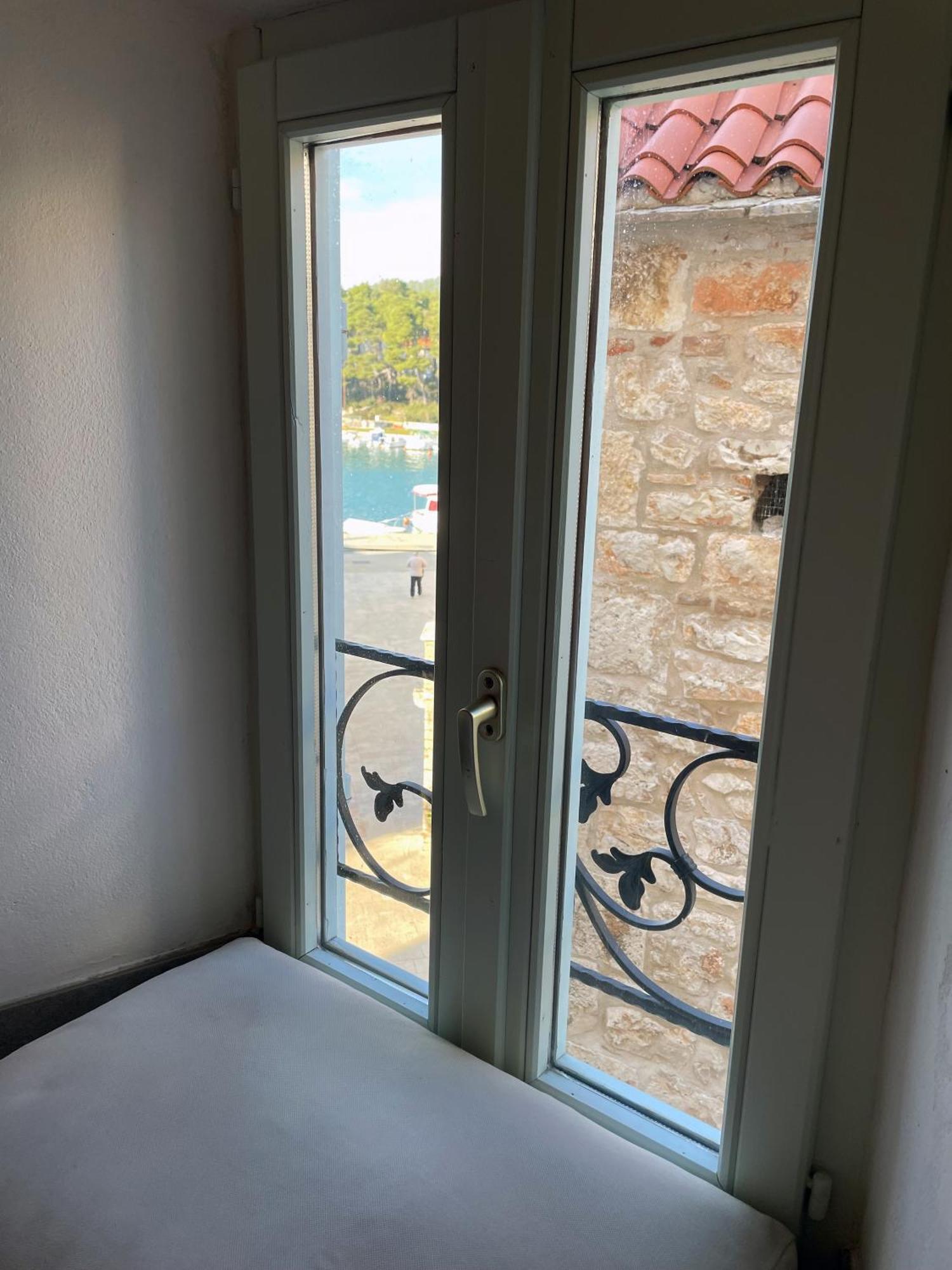 Fredys Apartments Stari Grad  Dış mekan fotoğraf