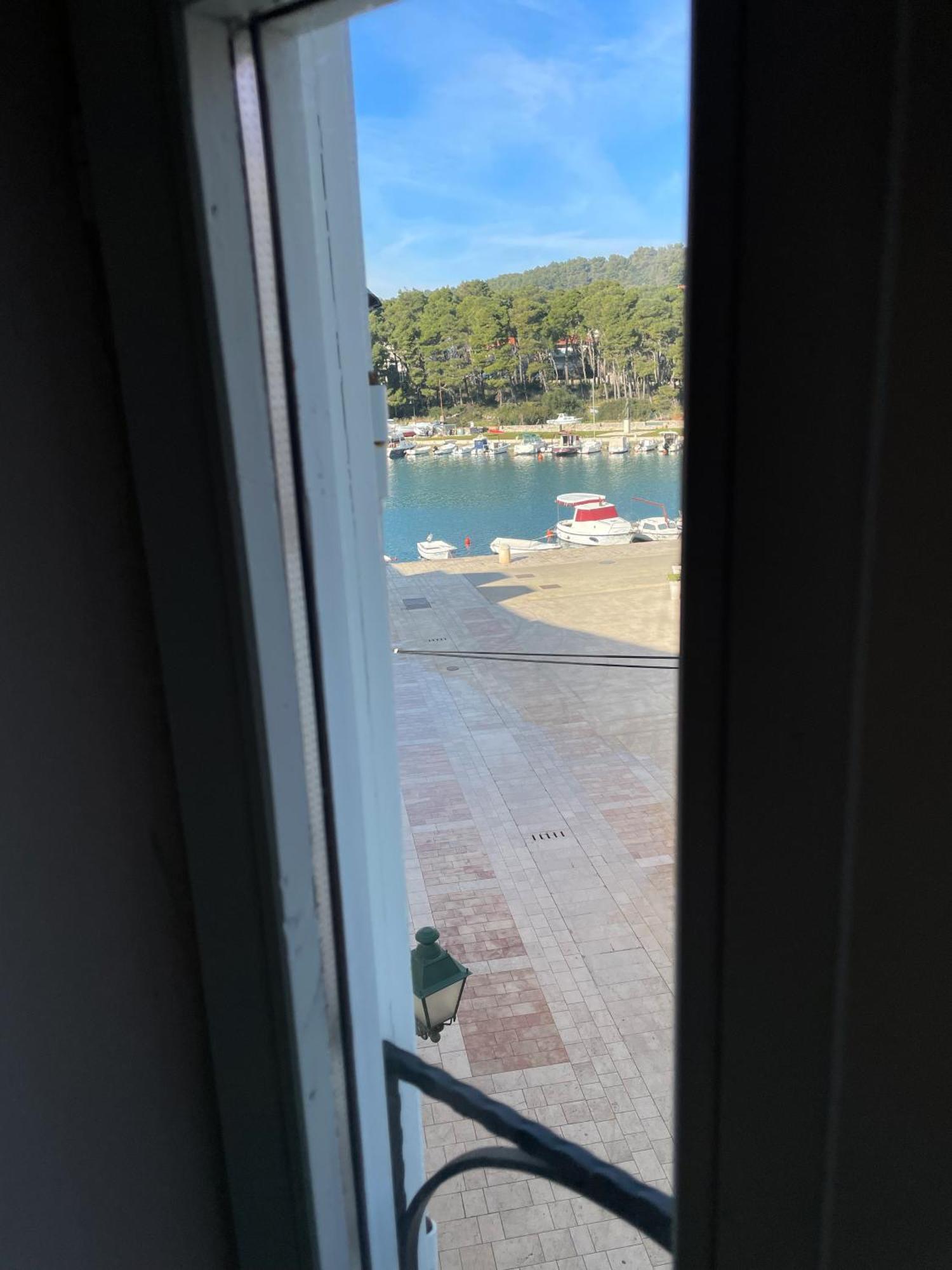 Fredys Apartments Stari Grad  Dış mekan fotoğraf
