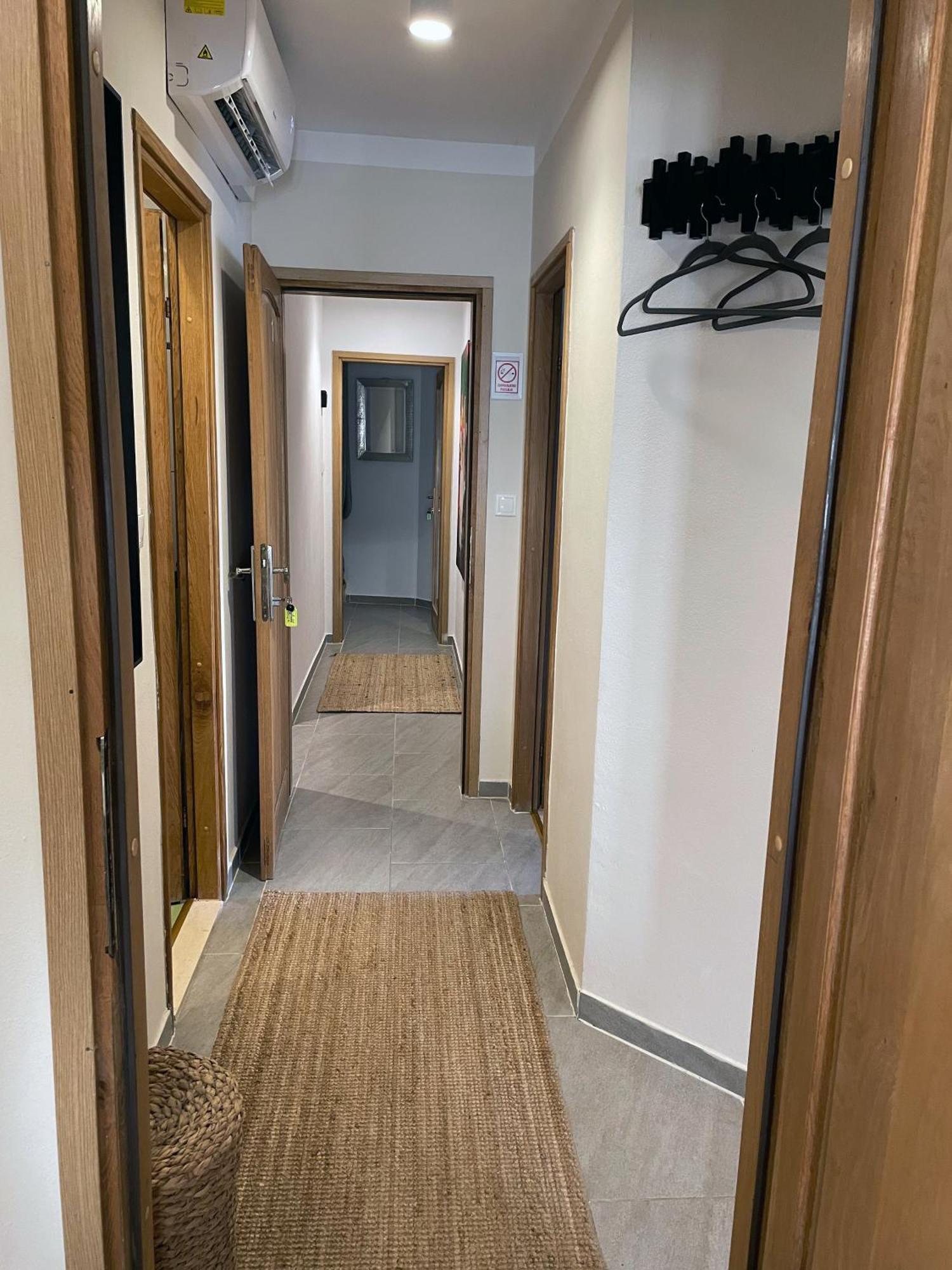 Fredys Apartments Stari Grad  Dış mekan fotoğraf